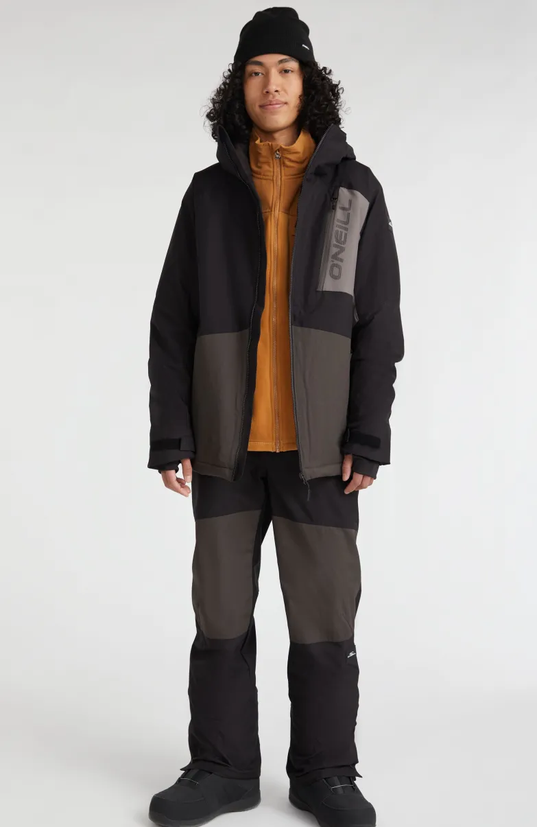 Jas Jacksaw | Black Out Colour Block