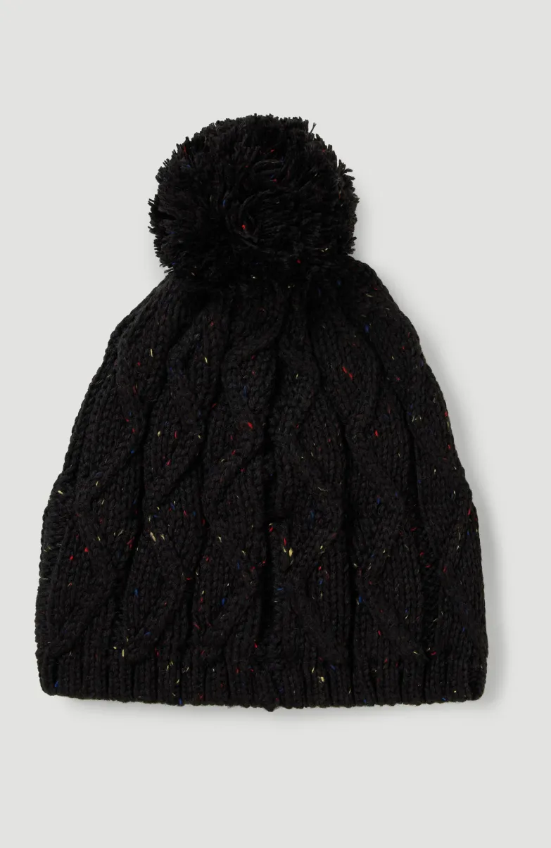 Muts Nora | Black Out